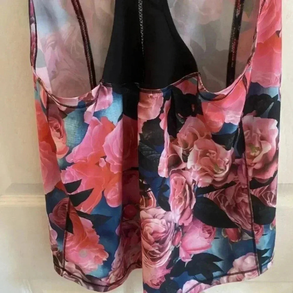 Lululemon Lightened Up Floral Print Slinglet - Picture 5 of 7